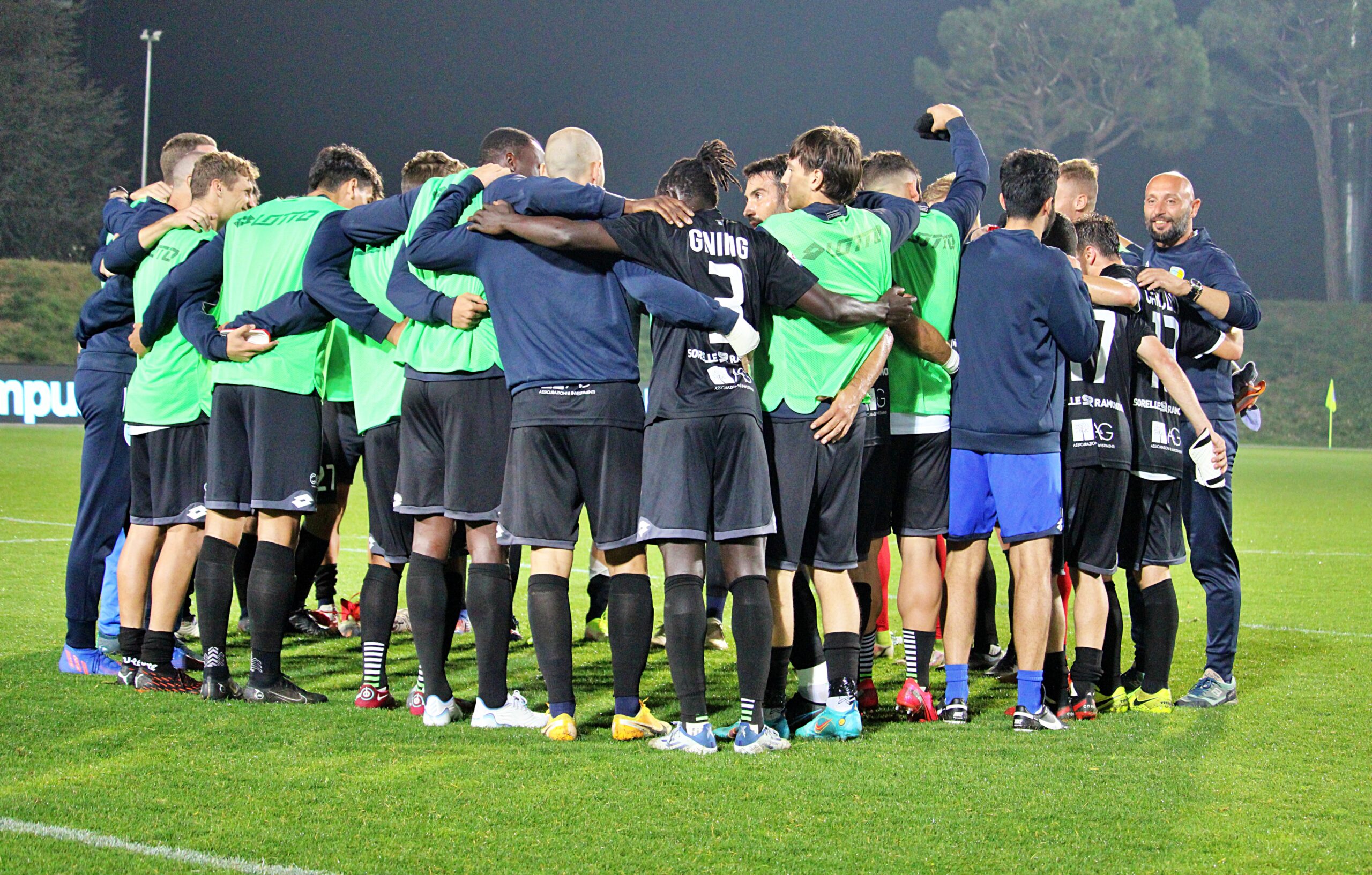 GIALLOCELESTI DA SOGNO. TRIPLETTA ALL'ALBINOLEFFE STADIUM: PIANA, FYDA E  TREMOLADA IN RETE. – F.C. ARZIGNANO VALCHIAMPO SRL